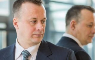 Cumuler un contrat de travail et un mandat social dans une société