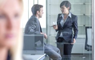 Dénigrement de l’employeur : une cause réelle et sérieuse de licenciement ?