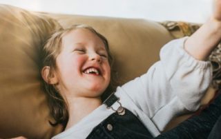 Le crédit d’impôt instantané étendu à la garde d’enfants