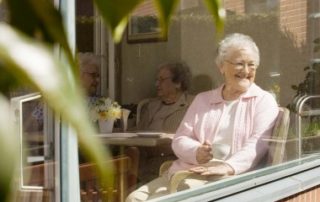Les résidences services peuvent être soumises à l’encadrement des loyers